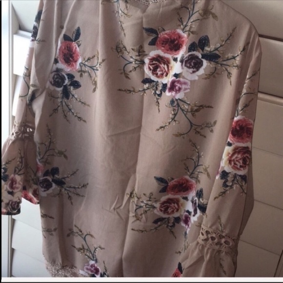 Taupe Bell Sleeve Kimono - Picture 6 of 7